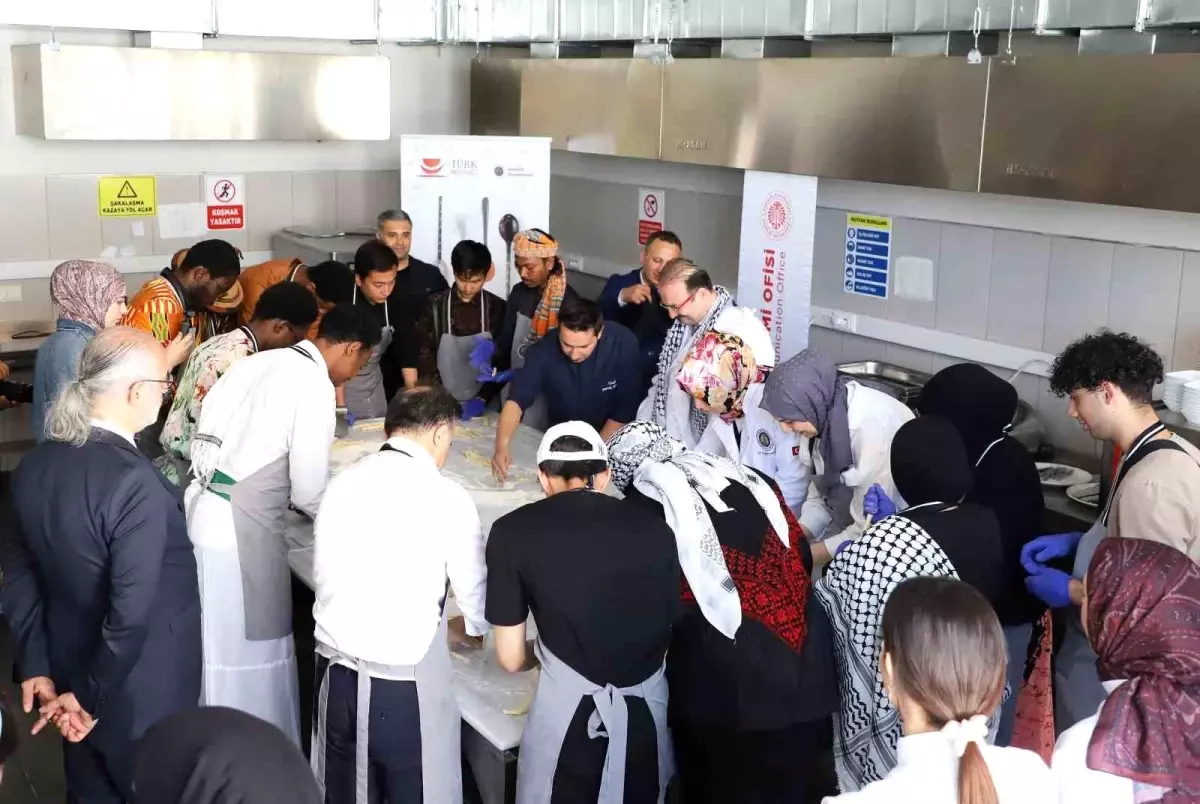 Atatürk Üniversitesinde 'Gastro-Diplomasi' buluşması: Türk mutfağı, bilim ve kültürle yoğruldu