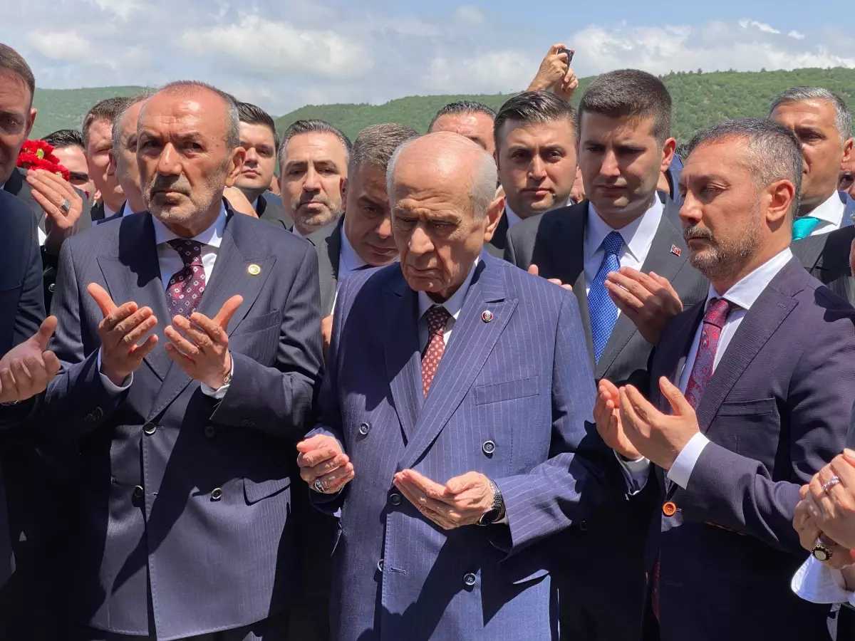 Devlet Bahçeli Ülkücü Şehitleri Anma Günü'nde Ülkücü Şehitler Anıtı'nı Ziyaret Etti