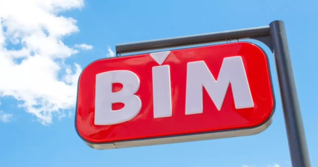 BİM AKTÜEL 30 MAYIS | BİM 30 Mayıs Cuma aktüel kataloğunda hangi ürünler satışa sunulacak? Kumtel Ankastre Set, Philips Süpürge, Büyük Boy Valiz