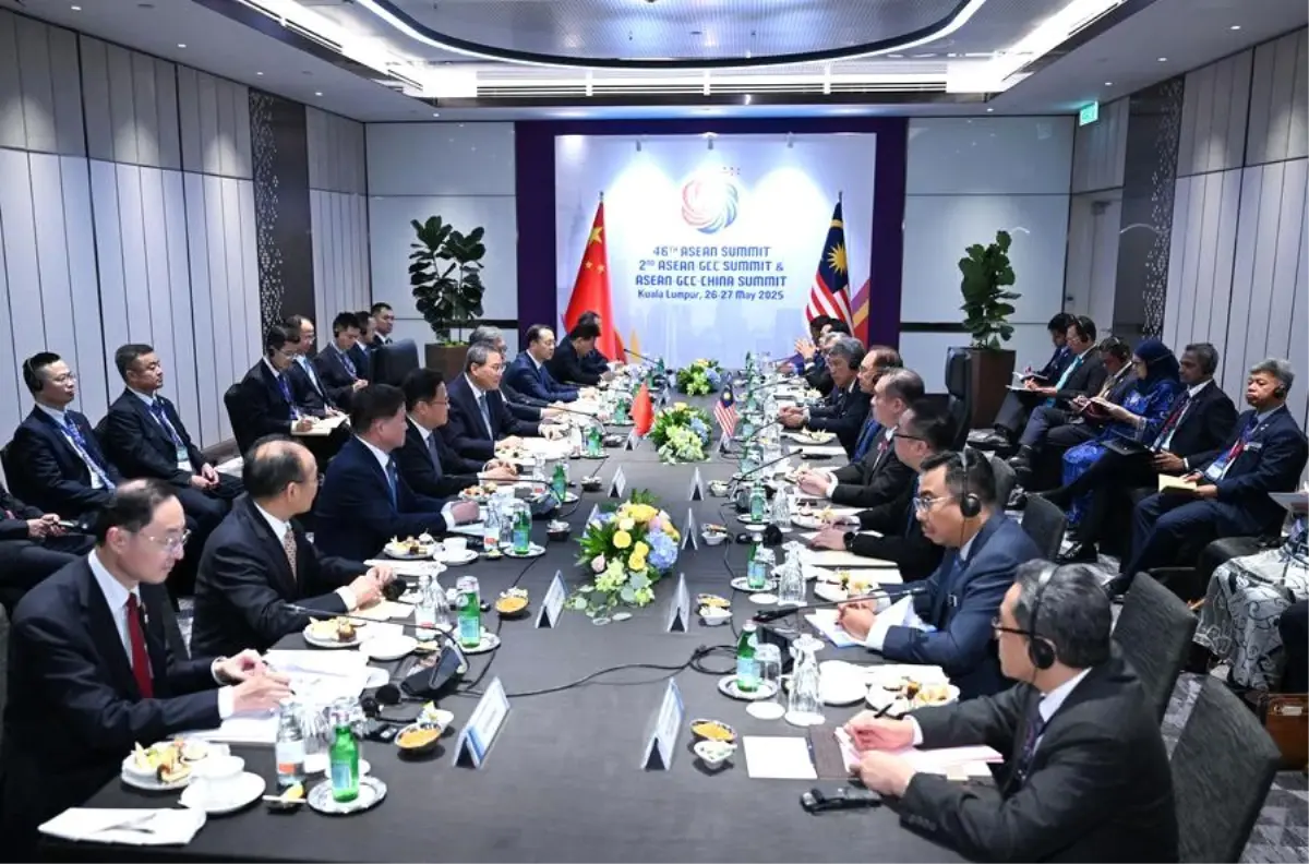 Çin Başbakanı Li Qiang, Malezya ile Yeni Bir 'Altın 50 Yıl' Dönemi Başlatmaya Hazır