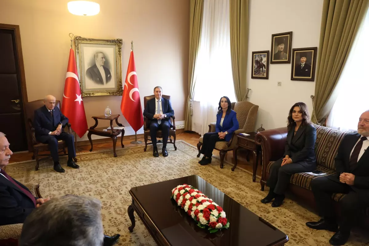 MHP Genel Başkanı Devlet Bahçeli, DEM Parti Heyetini Ağırladı