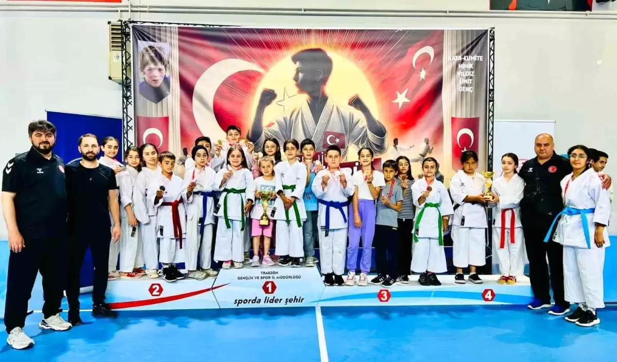 Erzincanlı karatecilerden Şehit Eren Bülbül Turnuvası'ndan madalya yağmuru