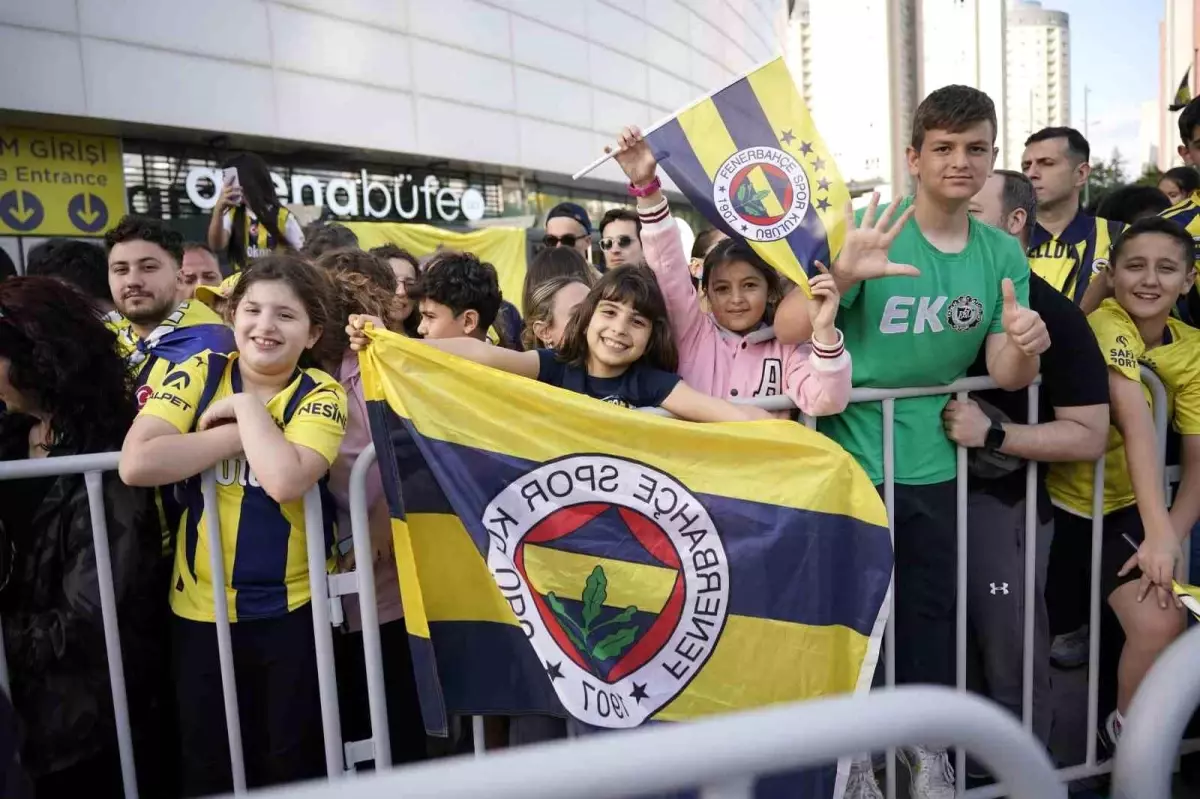 Fenerbahçe Beko Euroleague Şampiyonluğunu Kutladı