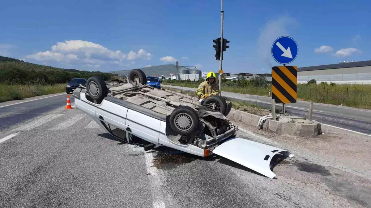 Balıkesir'de Trafik Kazası: 2 Yaralı
