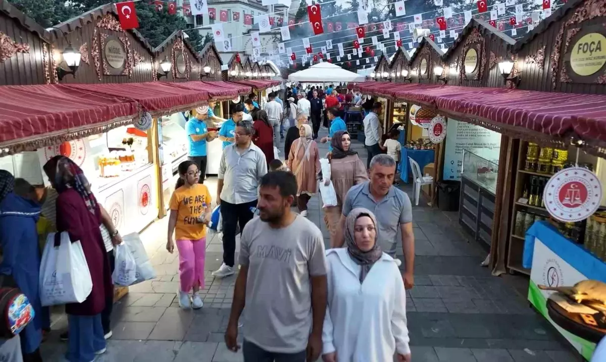 Kırıkkale'de İşyurtları Ürün ve El Sanatları Fuarı Büyük İlgi Gördü
