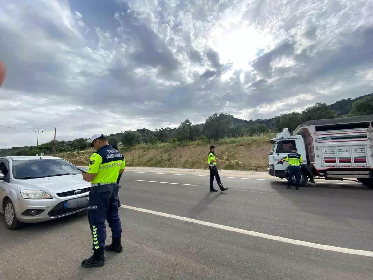 Köşk'te Trafik Denetimi: Kurallara Uymayan Sürücülere Cezalar Uygulandı