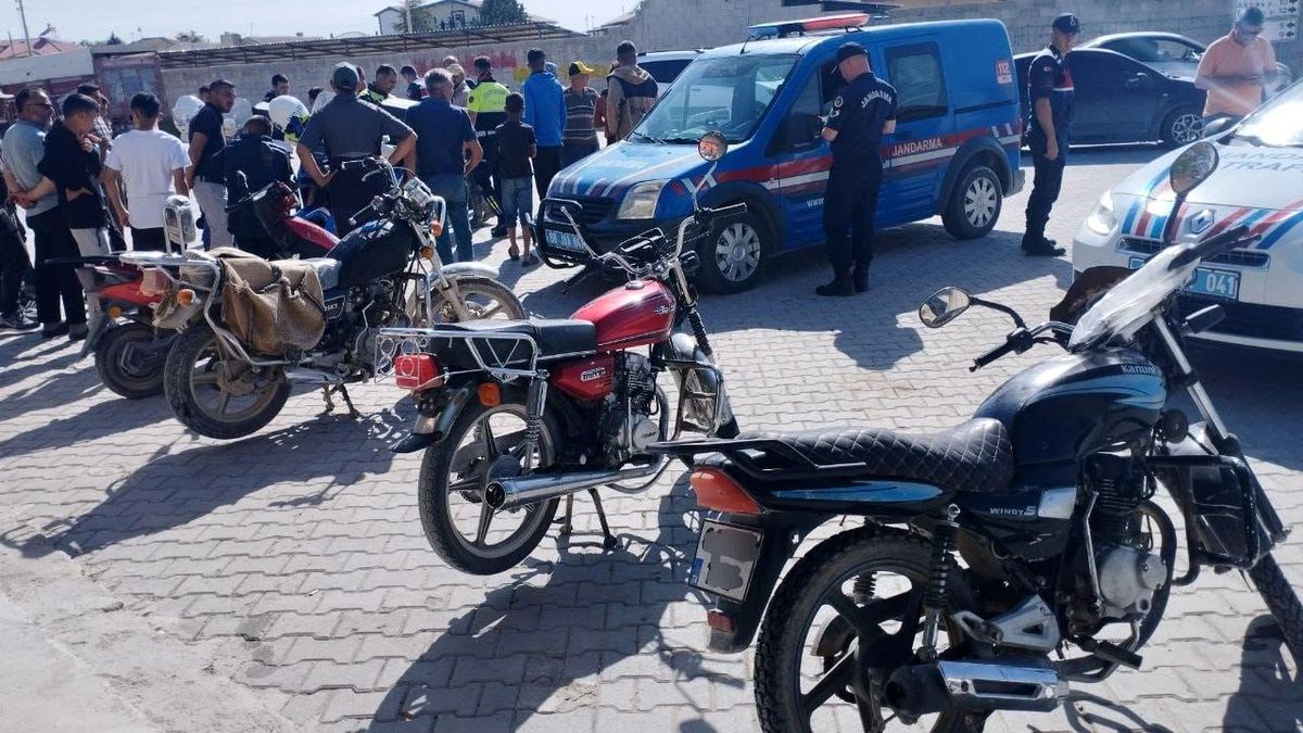 Aksaray'da Motosiklet Denetiminde 24 Sürücüye 220 Bin Lira Ceza