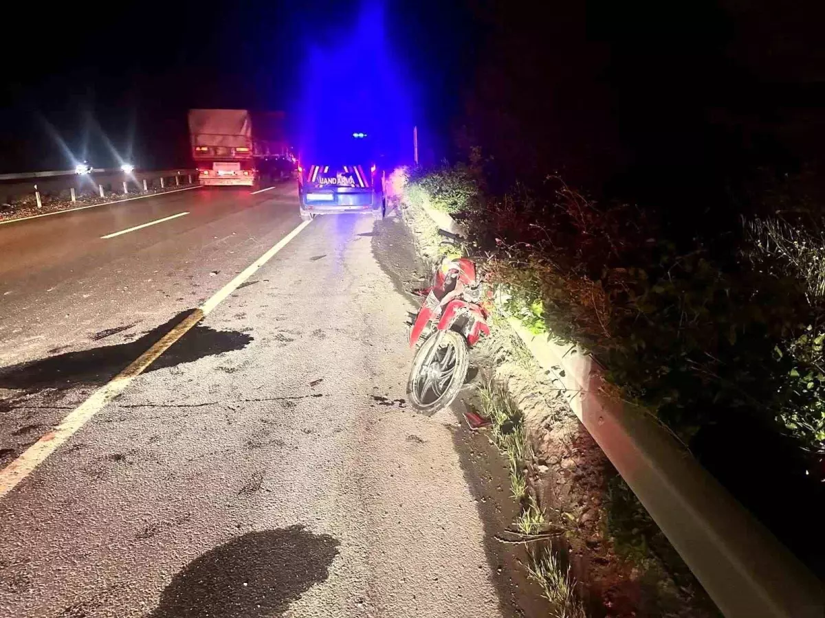Bilecik'te Motosiklet Kazası: Sürücü Ağır Yaralandı