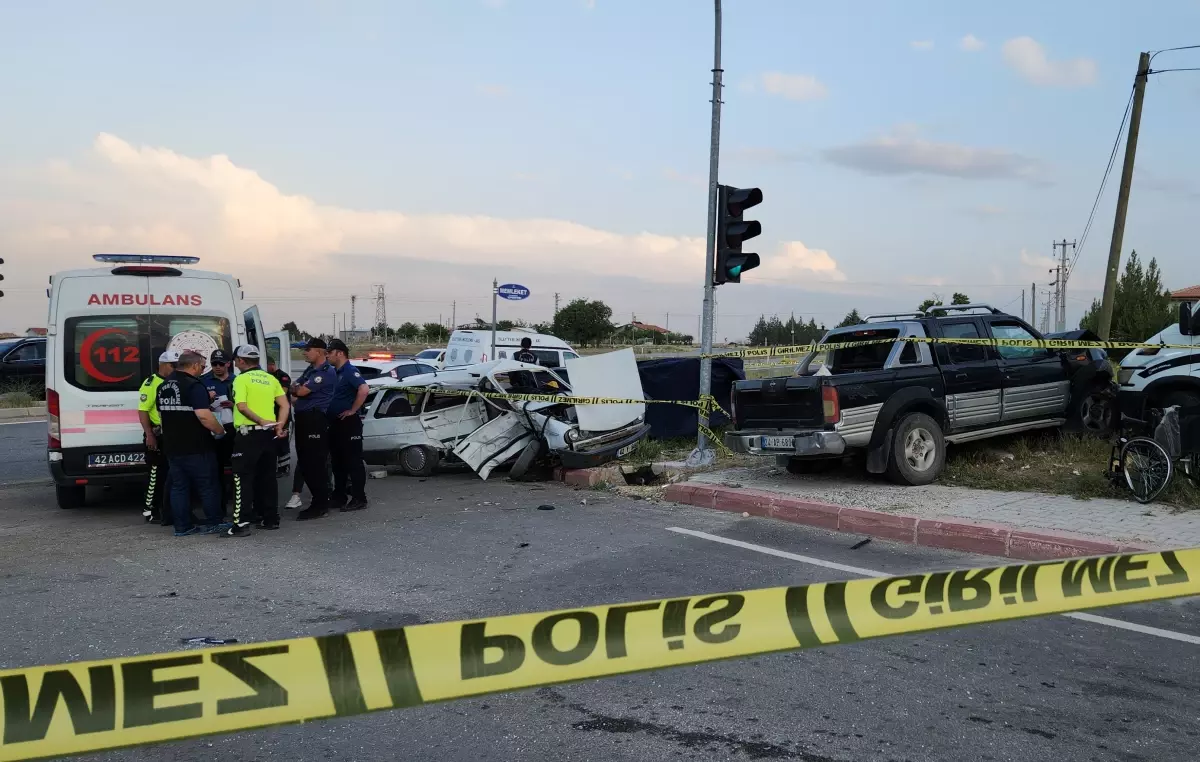 Konya'da Trafik Kazası: 2 Ölü, 4 Yaralı