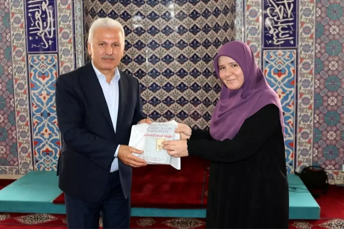 Camiler ve Din Görevlileri Haftası'nda Hafızlık ve Kur'an-ı Kerim'i Güzel Okuma Yarışmaları Yapıldı