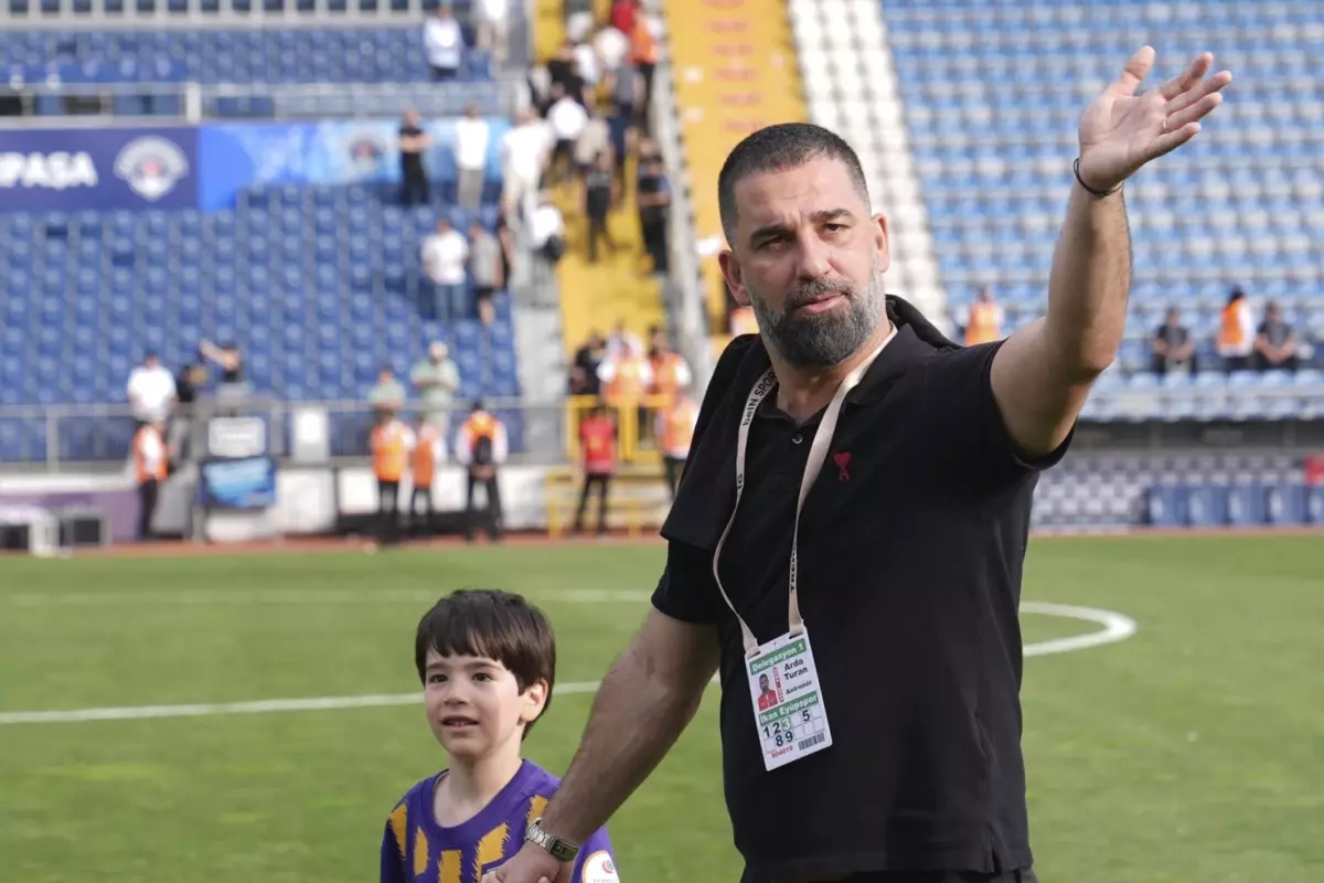 Shakhtar Donetsk, Arda Turan'ı resmen açıkladı