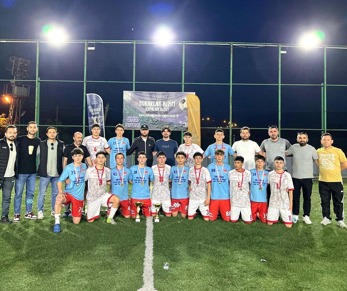 Sokaklar Bizim 5x5 Mini Futbol Gençlik Kupası Tamamlandı