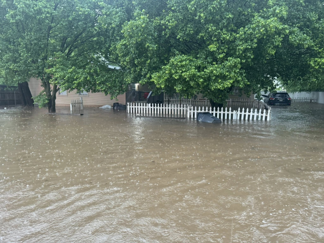 A storm hit Texas! 160,000 people left without electricity