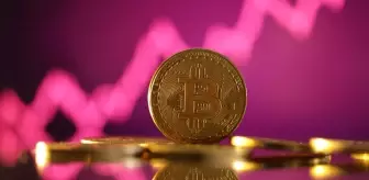 Uzun dönem Bitcoin yatırımcıları sessizce birikim yapıyor