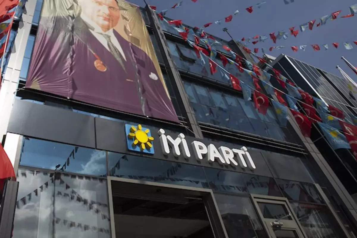 Cihan Paçacı İYİ Parti'nin TBMM Başkan adayı oldu