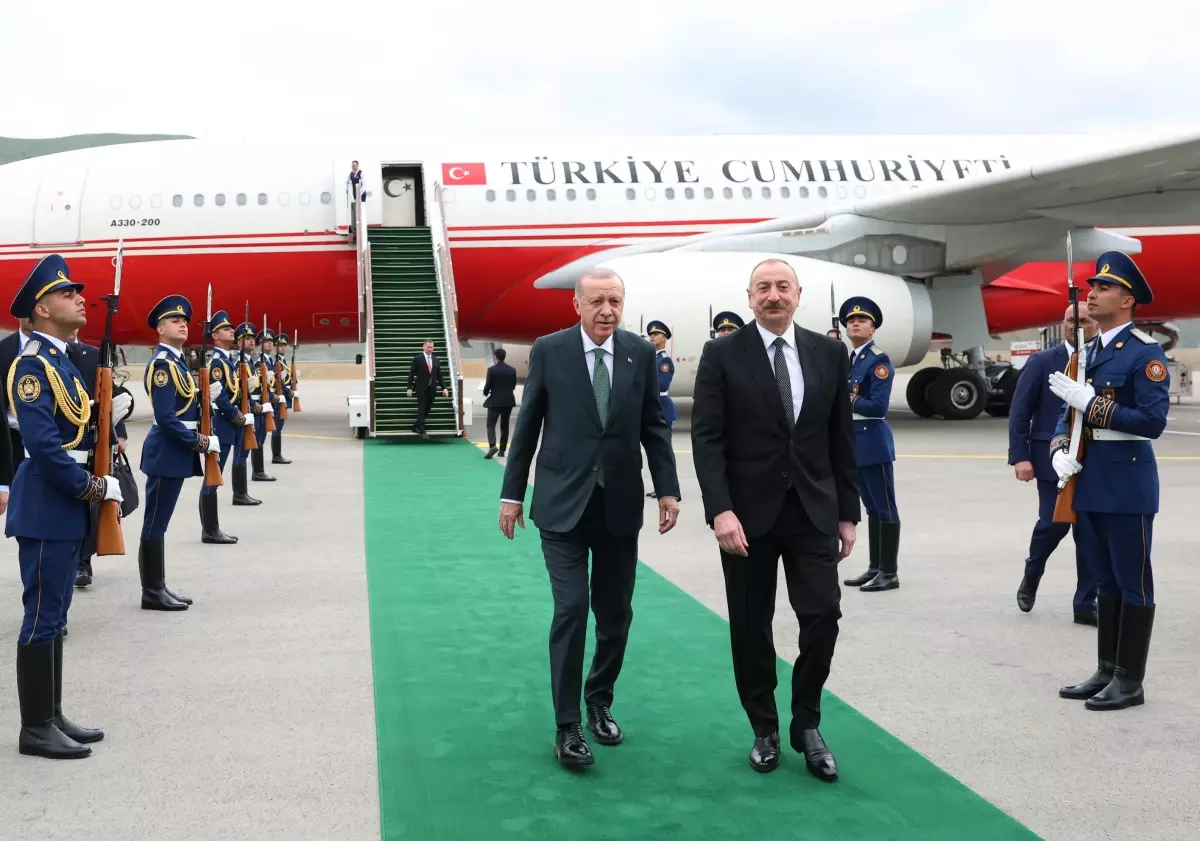 Cumhurbaşkanı Erdoğan, Azerbaycan'ın Laçın şehrine gitti