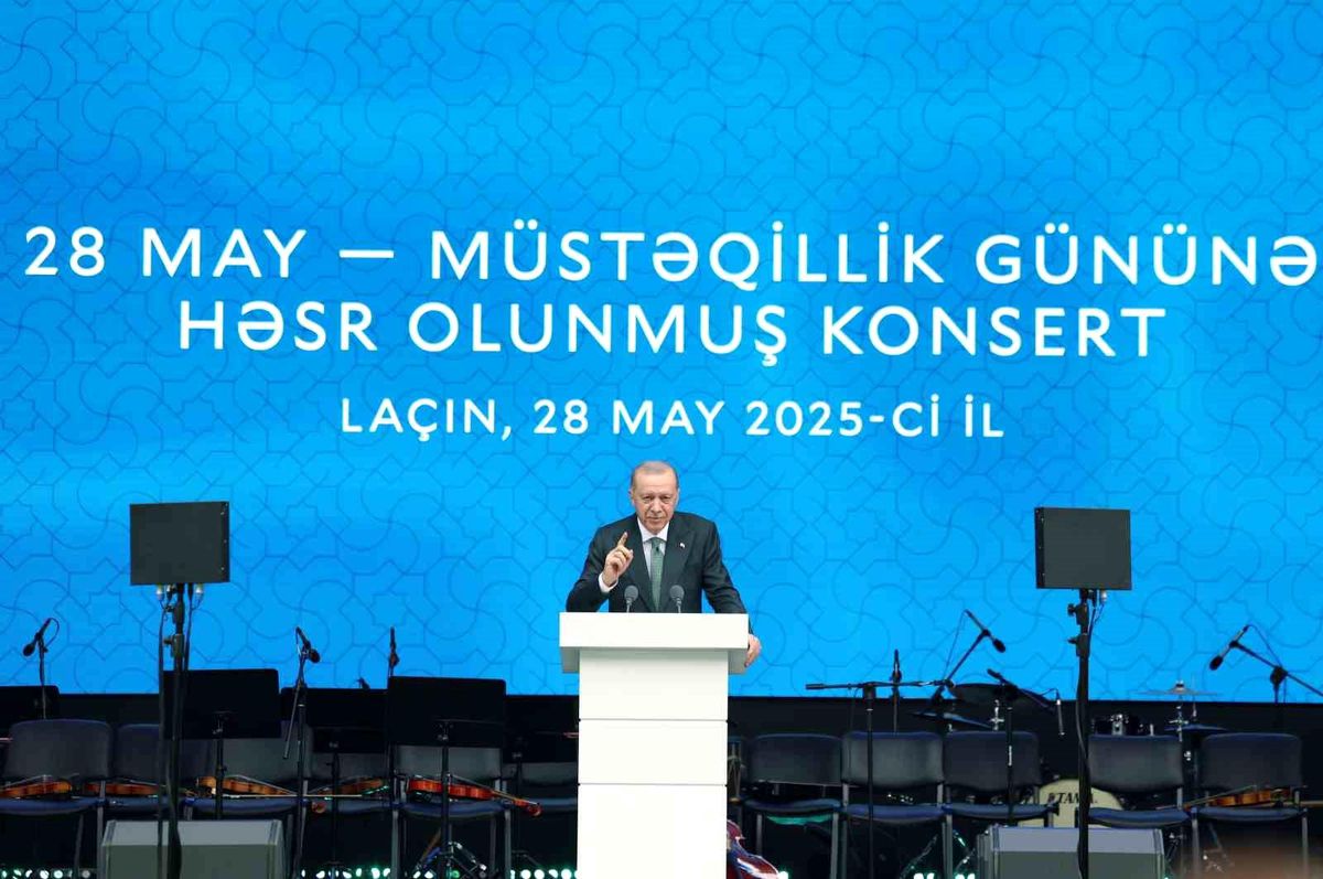 Cumhurbaşkanı Erdoğan: 'İyi günde olduğu gibi zor günlerinde de Azerbaycan halkının her zaman yanında olacağız'