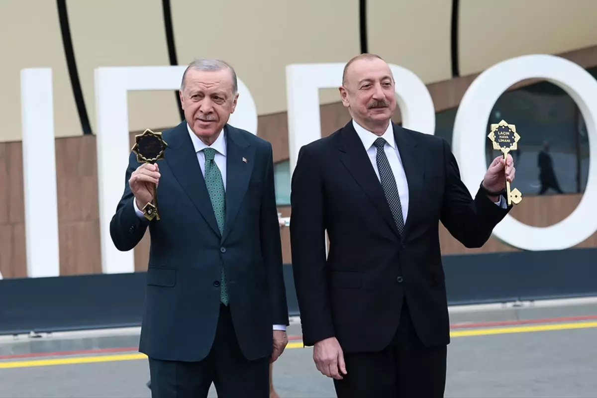 Cumhurbaşkanı Erdoğan ve Aliyev, Laçın Havalimanı'nın açılışını yaptı