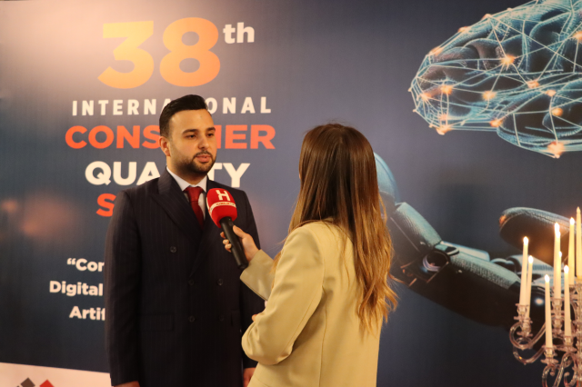 Fehim Ustaoğlu: 'Tüketici artık bilinçli ve teknolojik' Fehim Ustaoğlu: 'Tüketici artık bilinçli ve teknolojik'