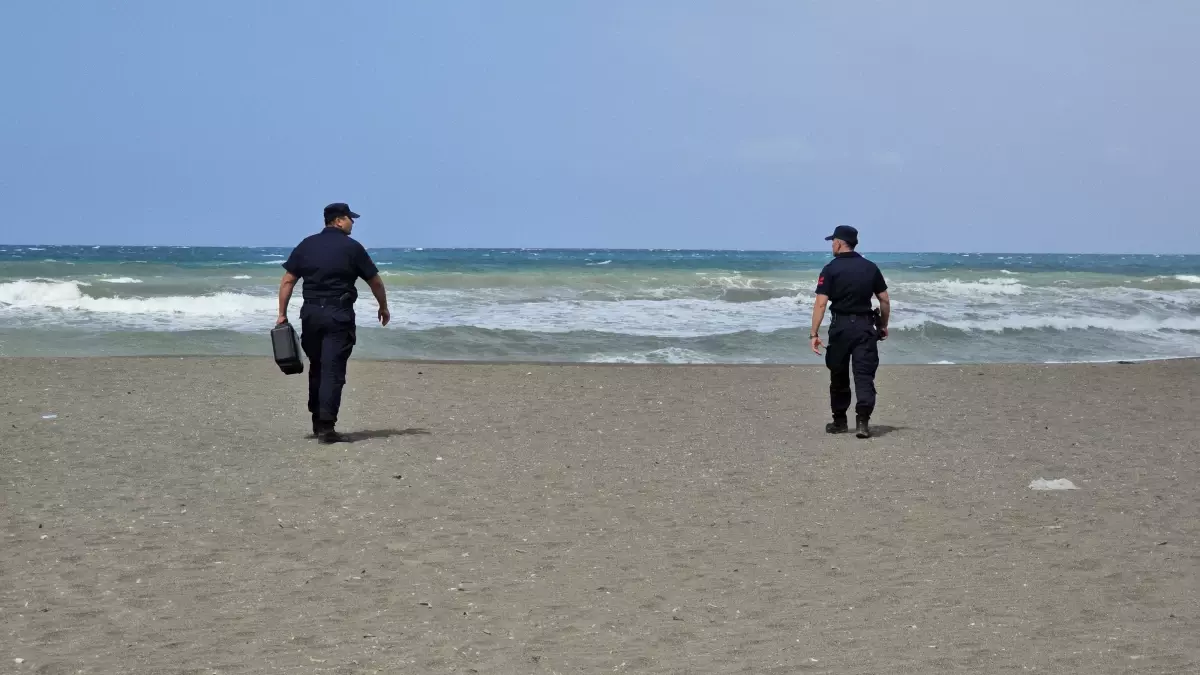 Hatay'da Denizde Kayıp Kişi İçin Arama Çalışmaları Devam Ediyor