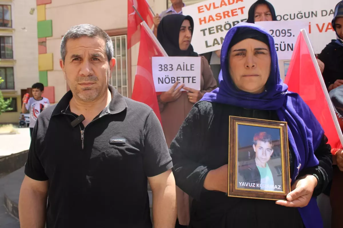 Evlat Nöbeti Tutmaya Devam Eden Aile Sayısı 383'e Yükseldi