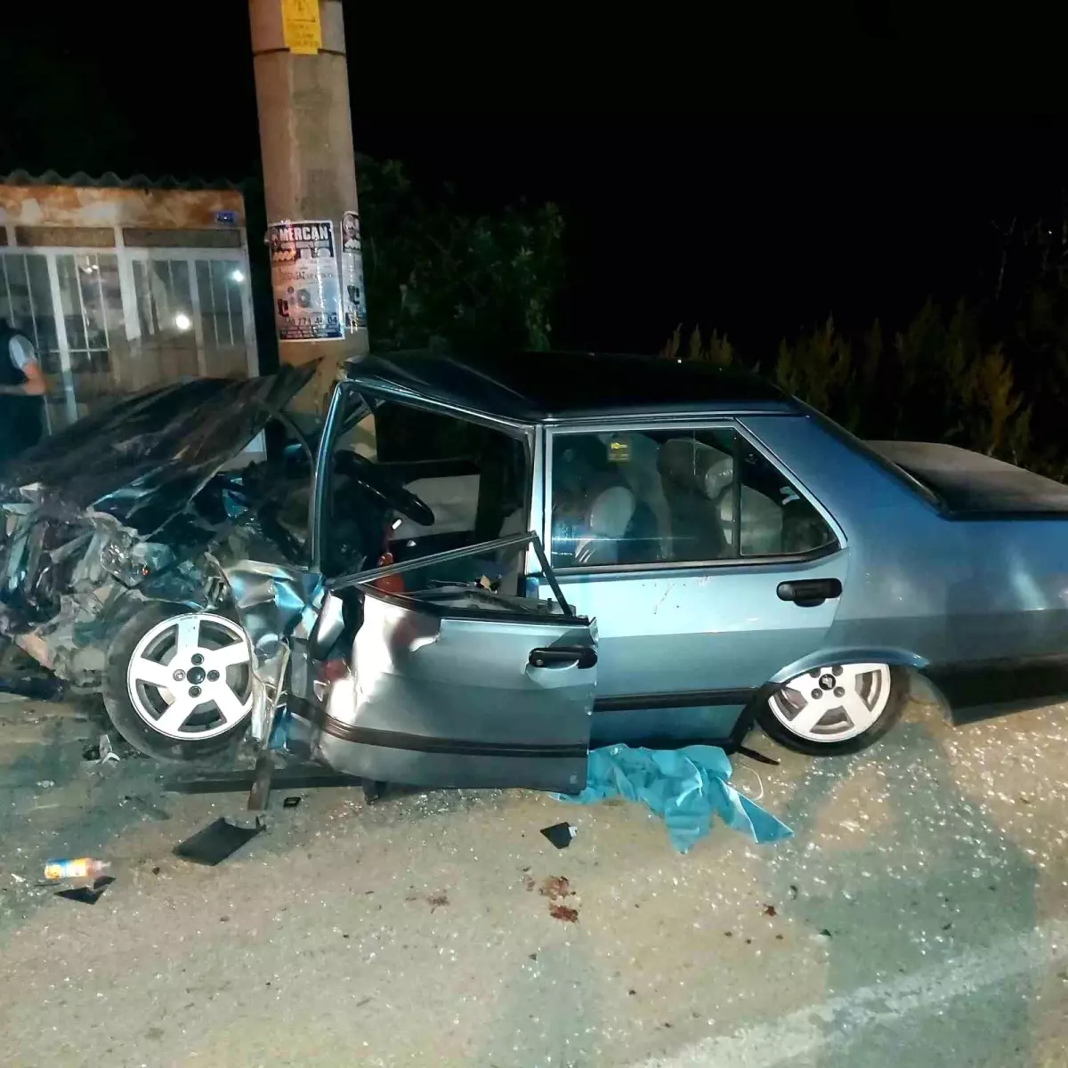 Eğirdir'de Kafa Kafaya Trafik Kazası: 4 Yaralı