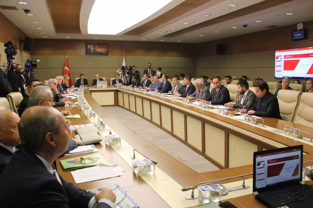 Özdemir: Önümüzdeki yıl verim kayıplarının yaşanmaması için ekiplerimiz sahada