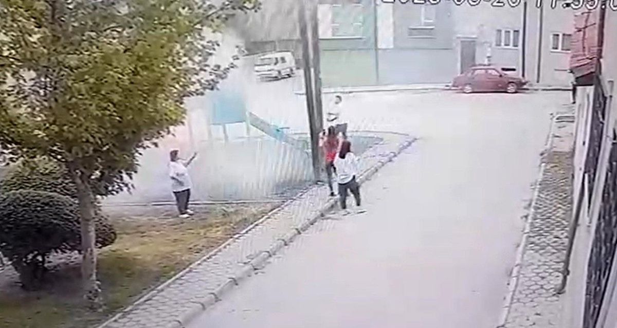 Eskişehir'de Oyun Parkında Yangın: Çocuklar Yakıldı