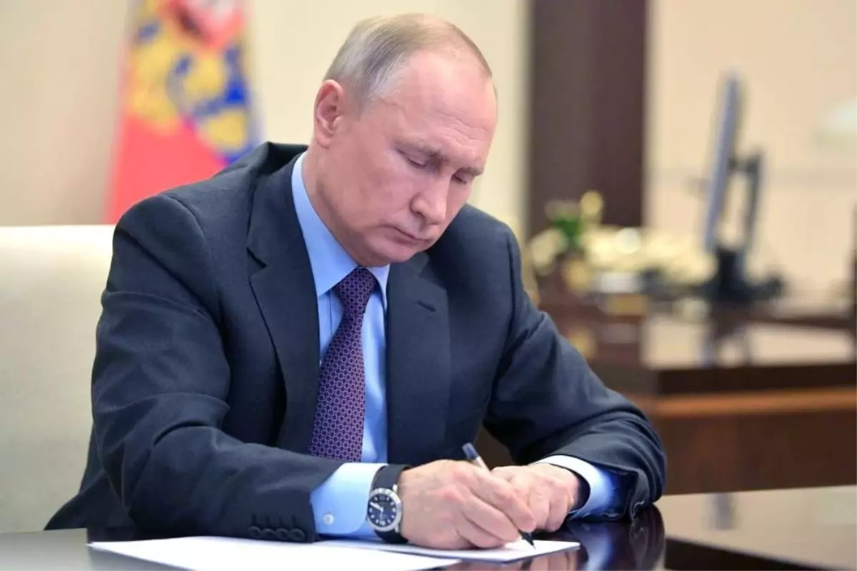 Putin'den Azerbaycan'a Bağımsızlık Günü Kutlaması