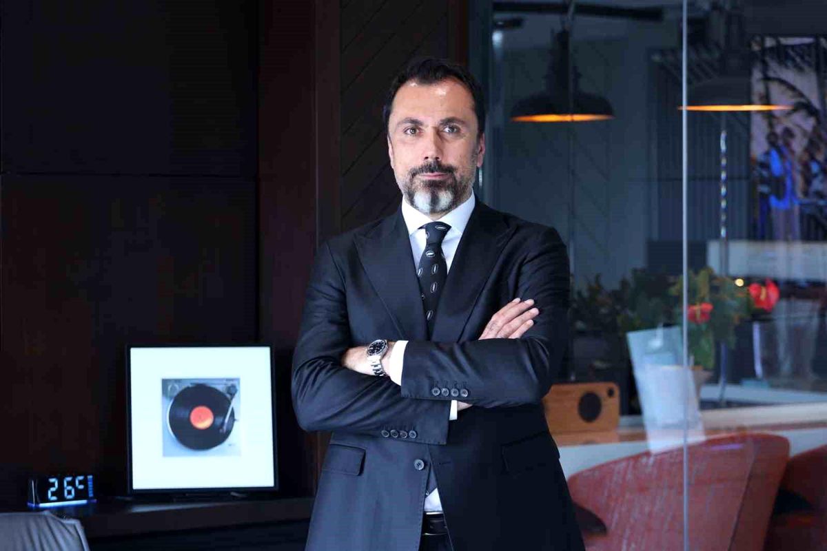 Yatırımcıların Güvenli Limanı: Altın Rekor Seviyelere Ulaşıyor
