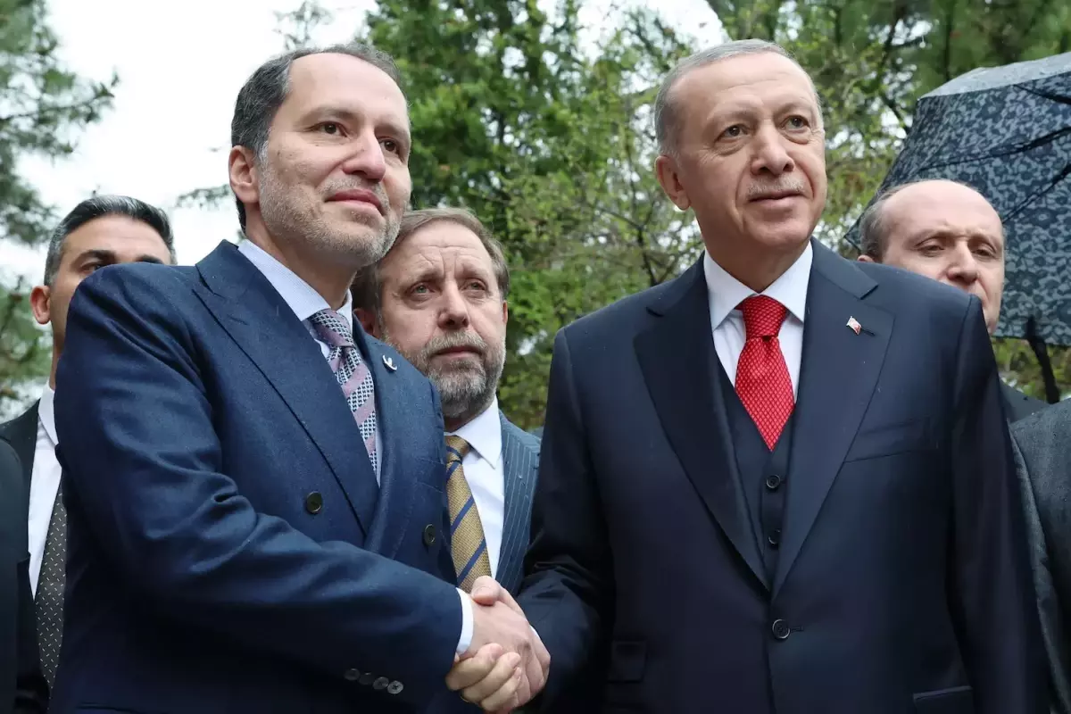 Yeniden Refah Partisi'nden 'Yeni Anayasa' çıkışı: Ancak bu şartla destek veririz