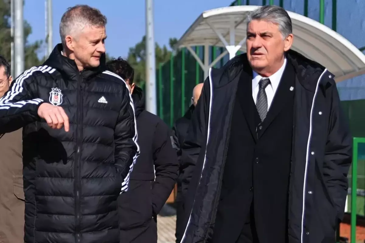 Beşiktaş'ta 4 imza açıklandı