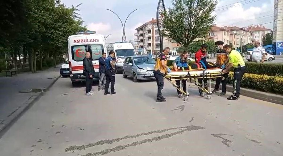 Bolu'da Anne ve Kızı Otomobilin Çarpması Sonucu Yaralandı