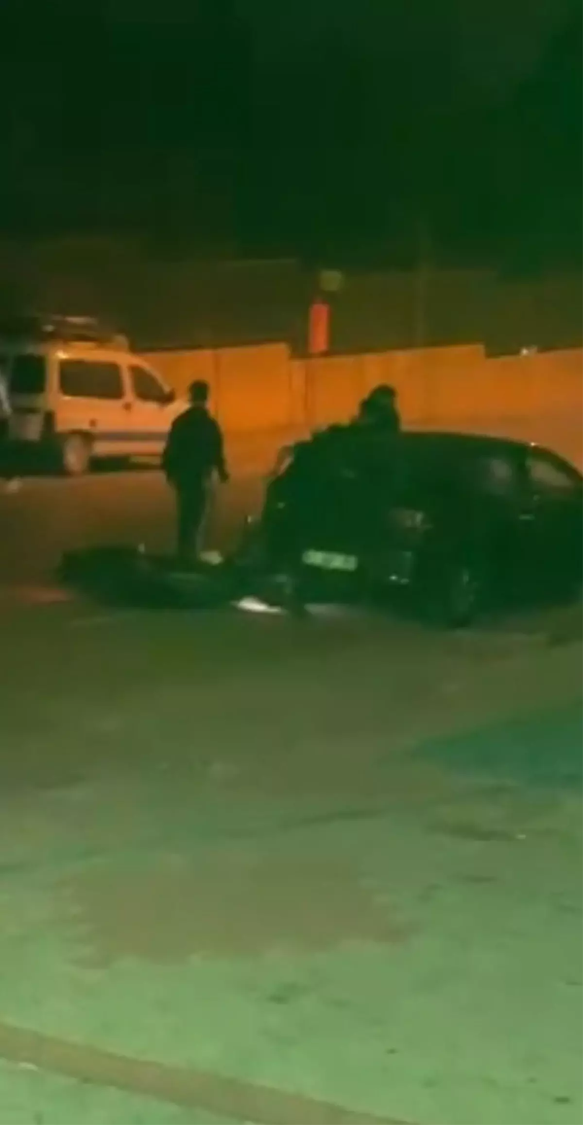 Çekmeköy'de Motosikletli Grubun Bıçaklı Saldırısı