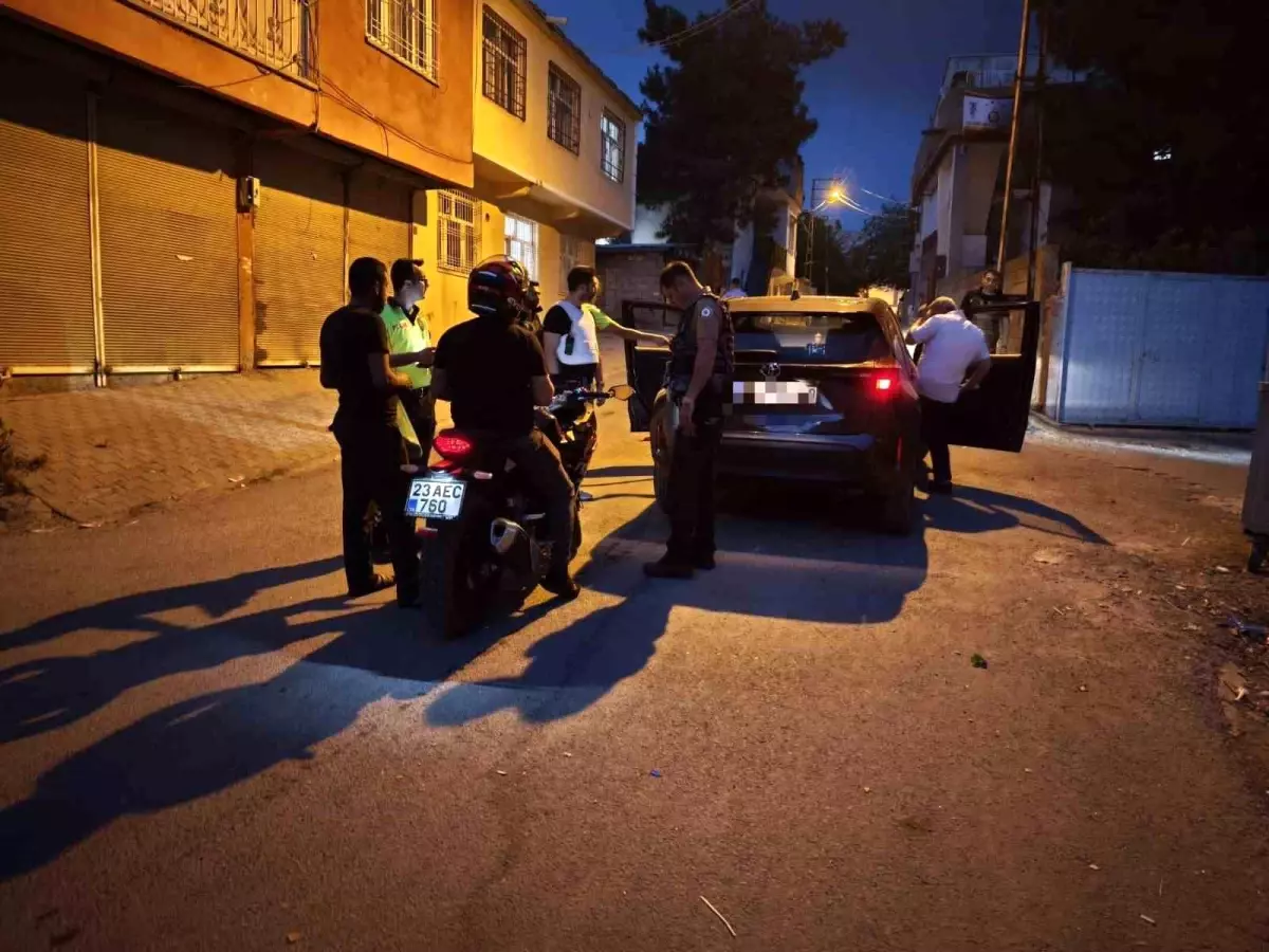 Diyarbakır'da 'Narko Hançer' Uygulaması: Uyuşturucu ve Silah Ele Geçirildi