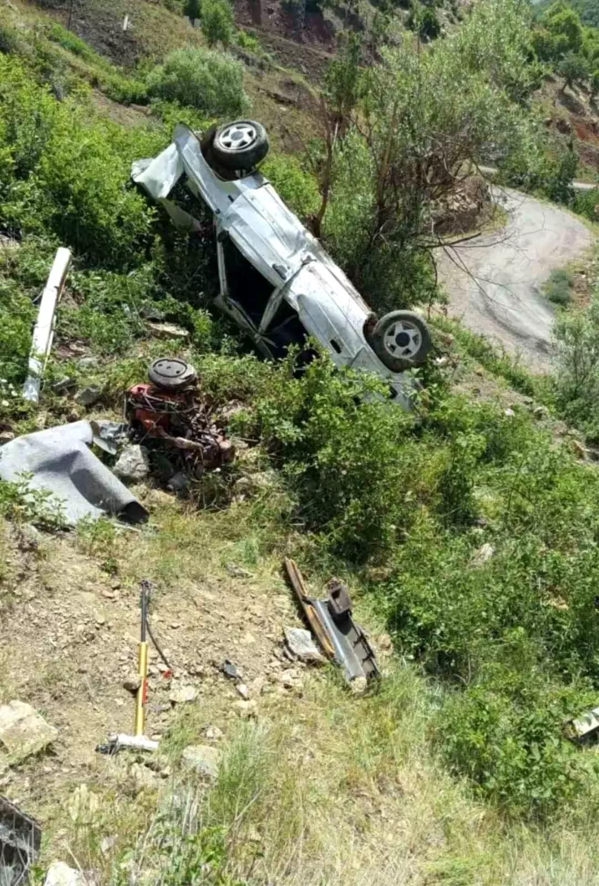 Elazığ'da Uçurumdan Yuvarlanan Araçta Ölü Sayısı 2'ye Yükseldi