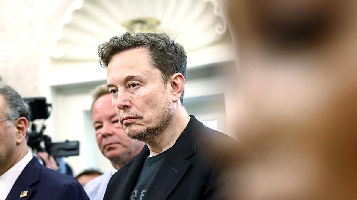 Elon Musk, Tesla'daki Yönetim Rolünü Azaltıyor
