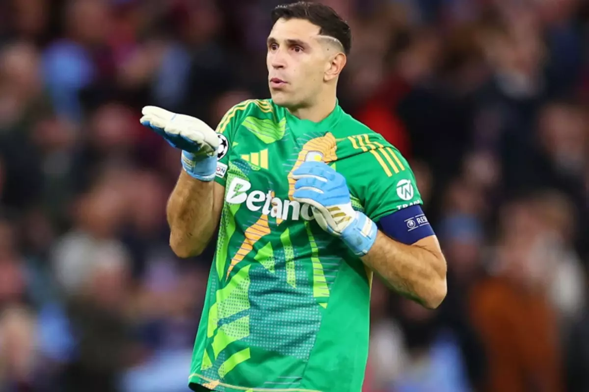 Emiliano Martinez'den Galatasaray'ın paylaşımına bomba yorum