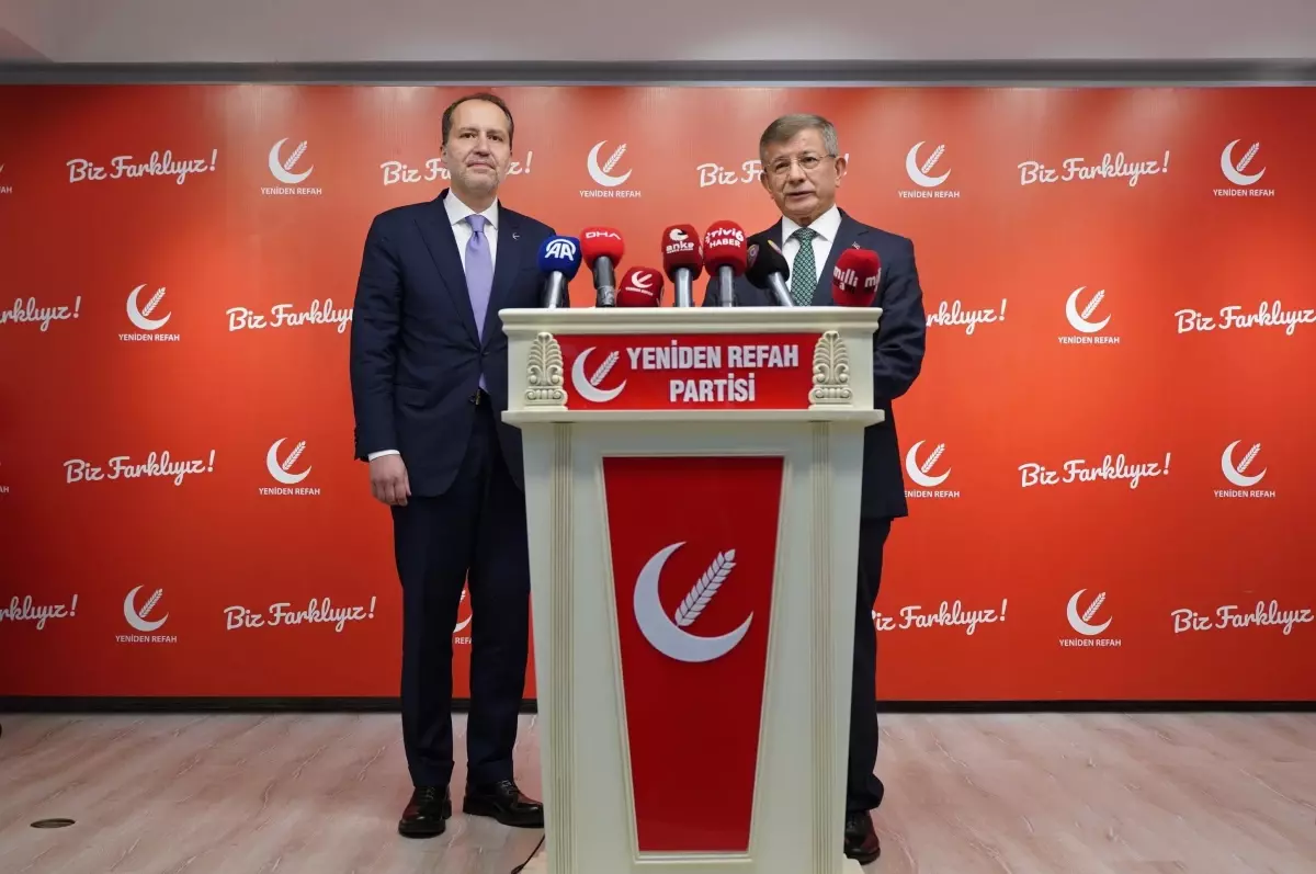 Yeni Anayasa ve İnfaz Yasası Tartışmalarında Erbakan ve Davutoğlu'ndan Şaşırtan Açıklamalar: Türkiye'nin Geleceği Ne Olacak?