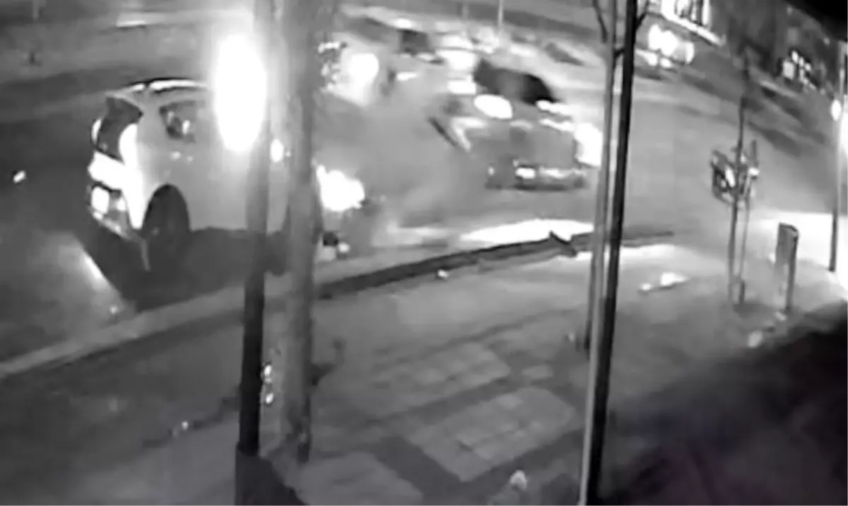 Gaziantep'te Kaza: Arızalanan Araç Motosiklete Çarptı