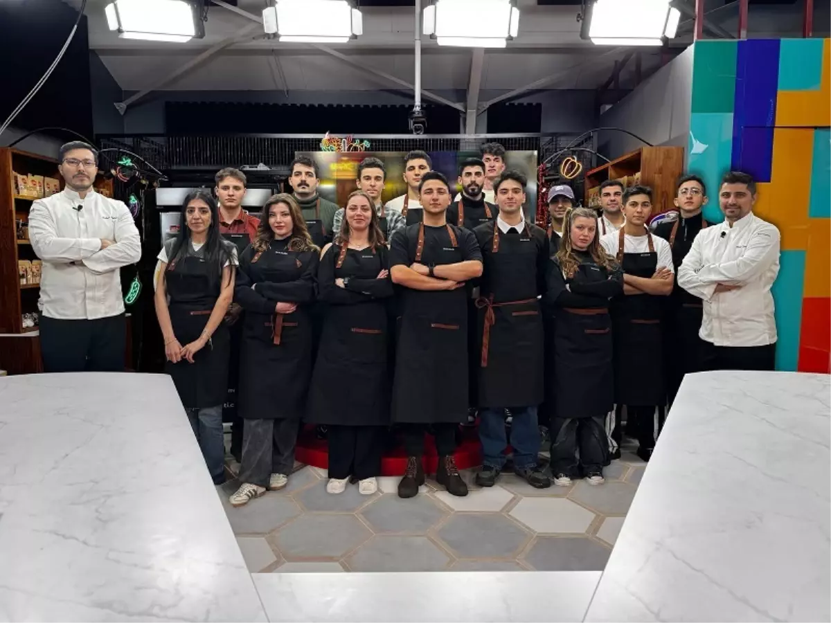 Yemek Sanatı TV'de 'Geleceğin Şefleri' Yarışması Heyecanı Devam Ediyor