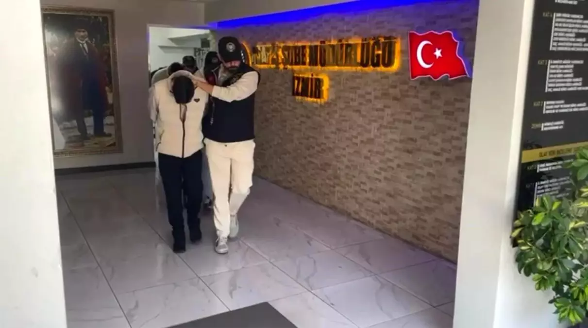 İzmir Buca'da Silahlı Kavga: 2 Ölü, 4 Yaralı