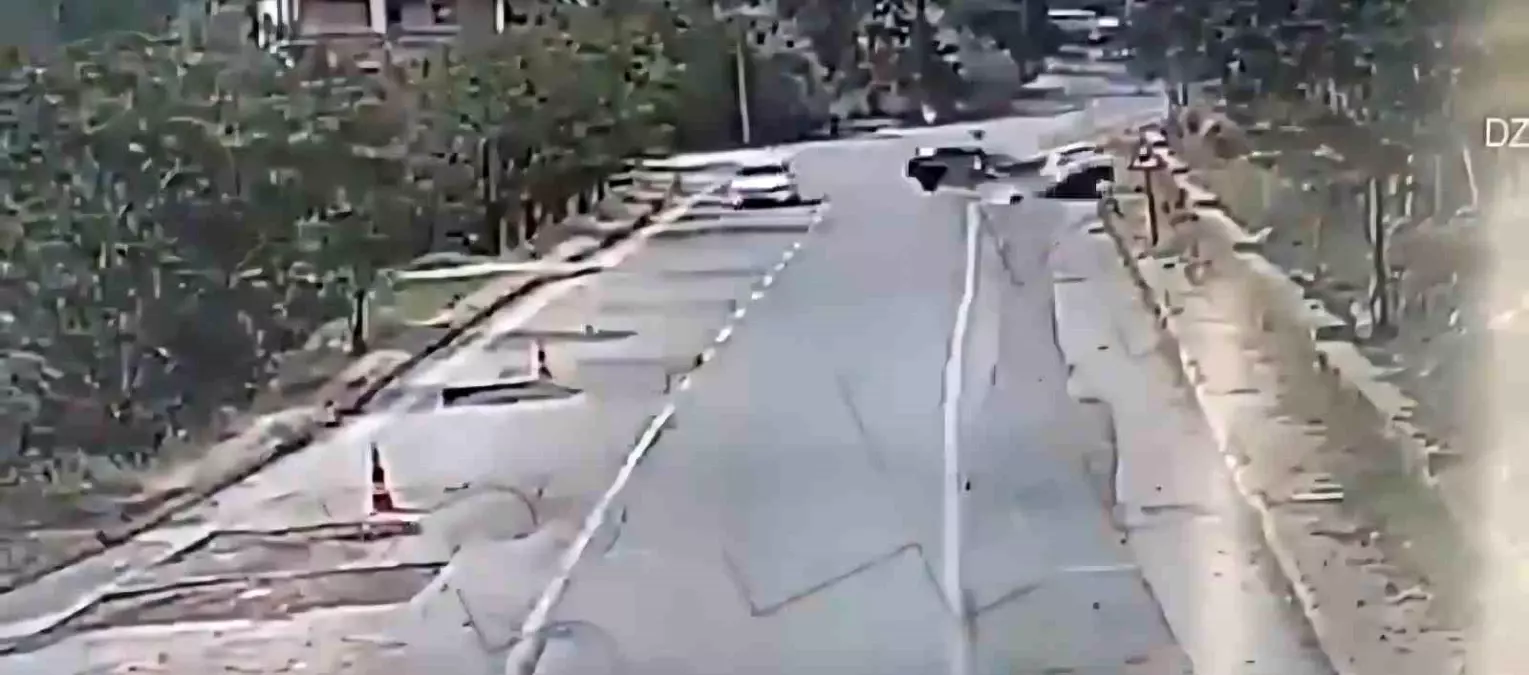 Kayseri'de Kafa Kafaya Çarpışma: İki Kişi Hayatını Kaybetti