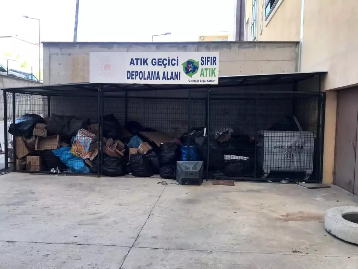 Kırıkkale'de Atık Yağ Toplama Projesi Başarıyla Devam Ediyor