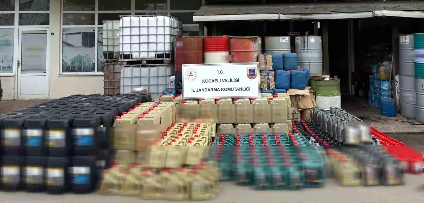 Kocaeli'de Sahte Madeni Yağ Operasyonu: 12 Milyon TL'lik Ele Geçirildi