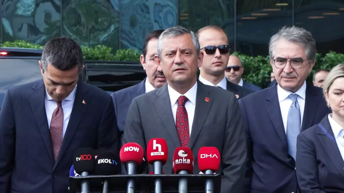 Özgür Özel, TİSK'i Ziyaret Etti: İşverenlerle İşbirliği Vurgusu