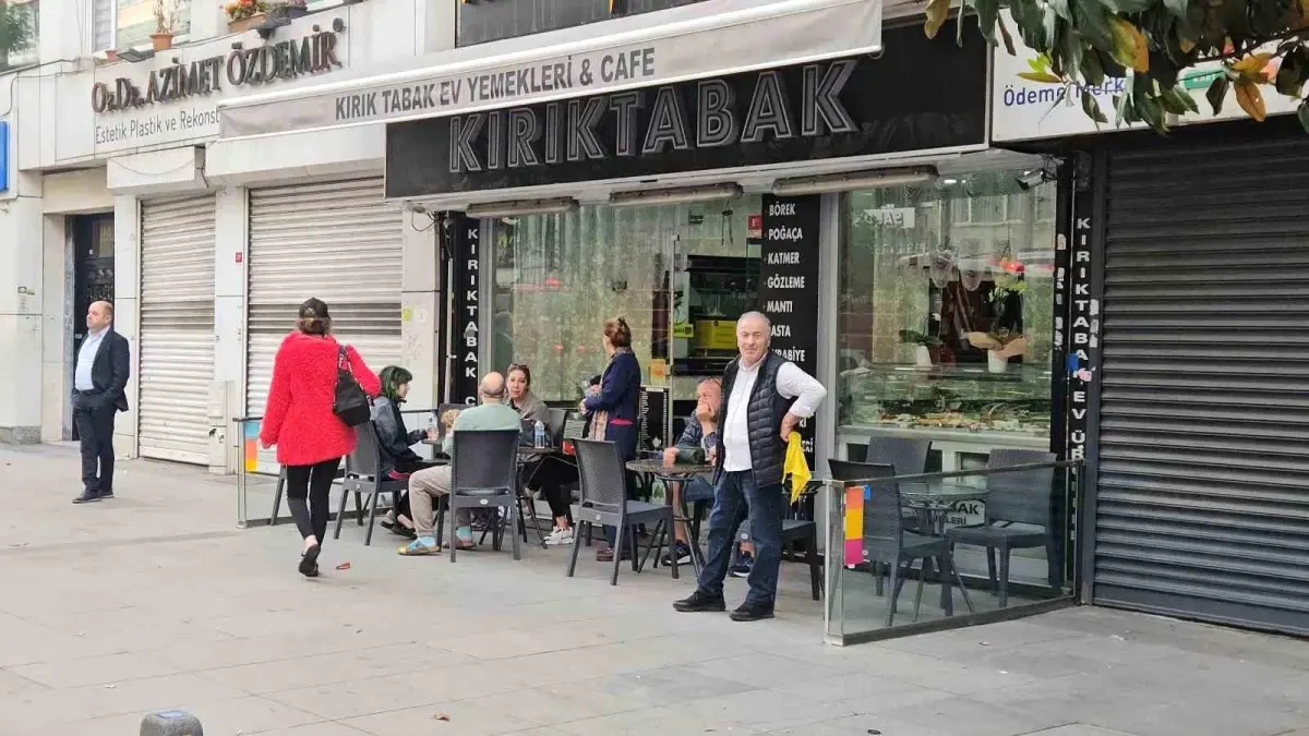 Şişli'de Restoranda Yangın: İki Bina Zarar Gördü