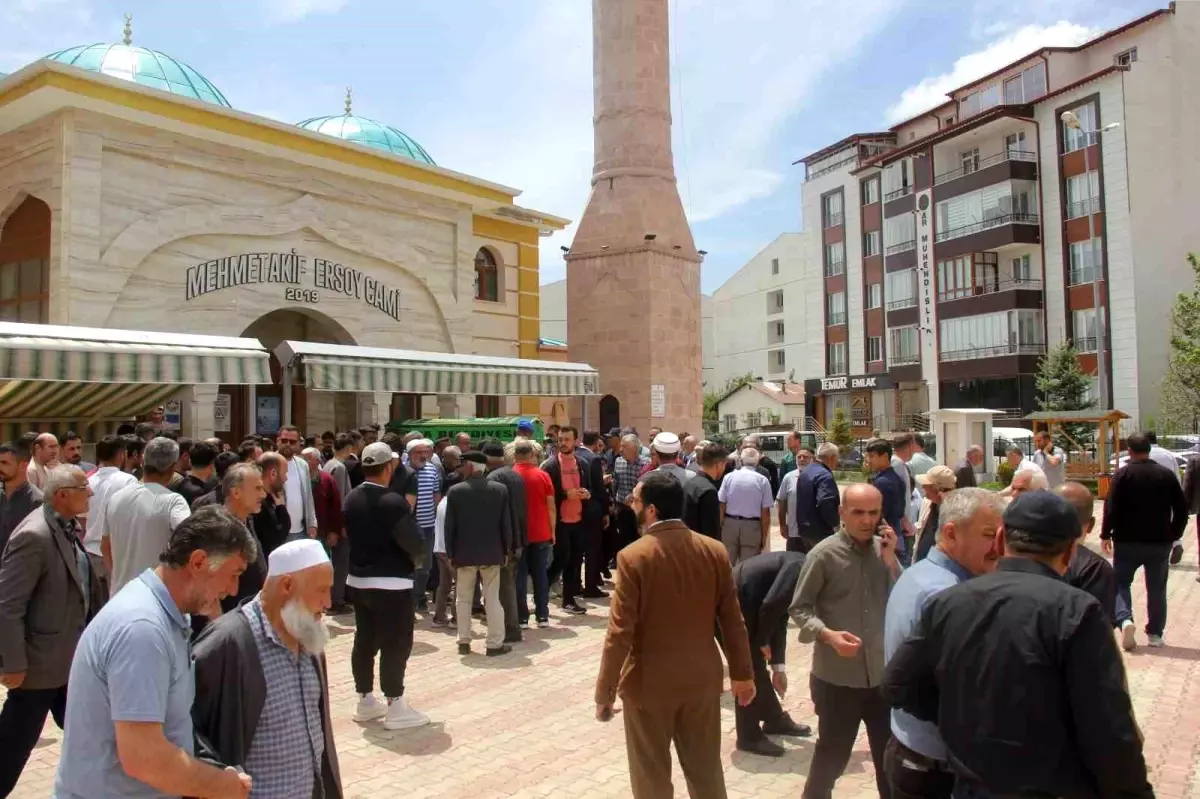 Sivas'ta ilkokul öğrencisinin şüpheli ölümü