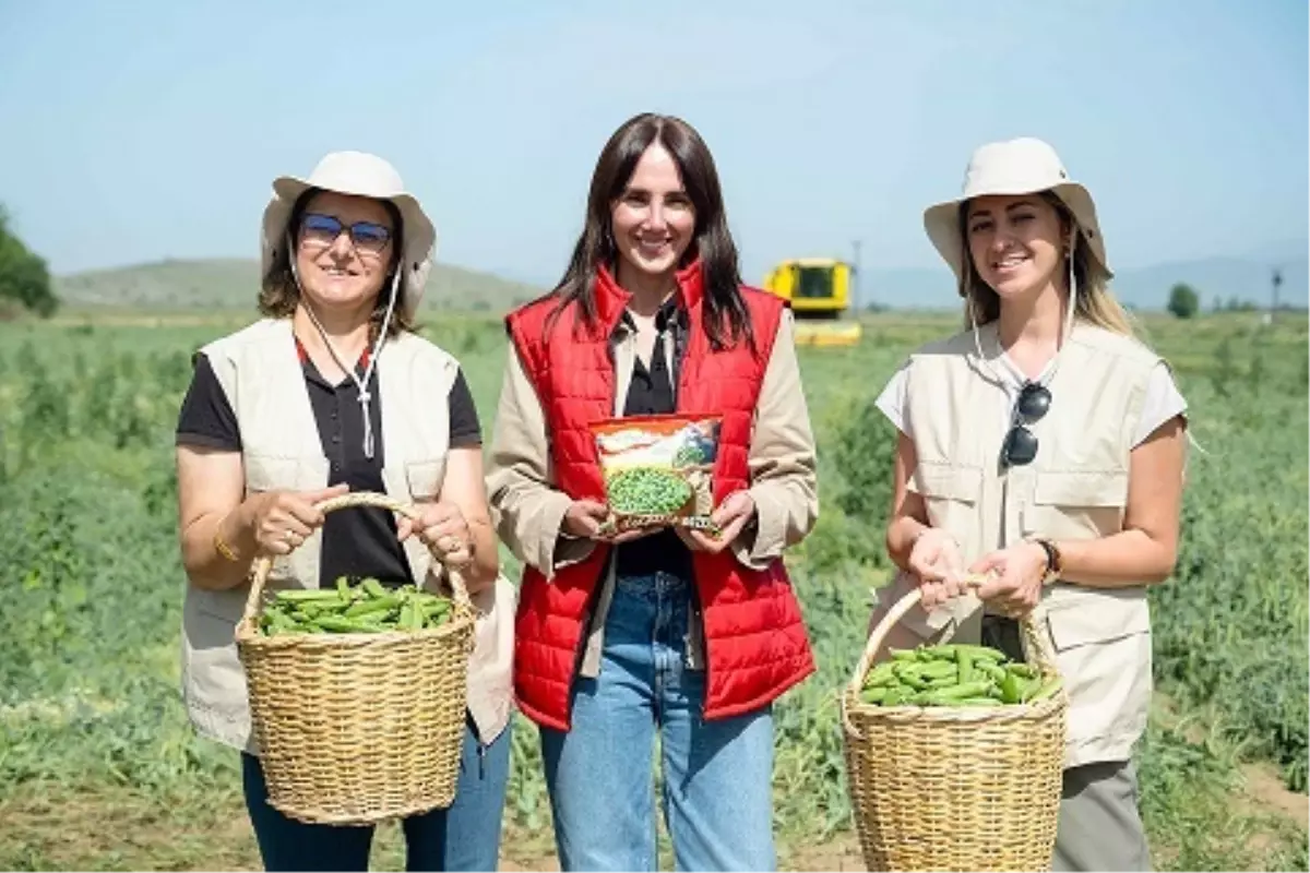 SuperFresh'in Tarımın Kadın Yıldızları Projesi İlk Hasadı Gerçekleştirdi