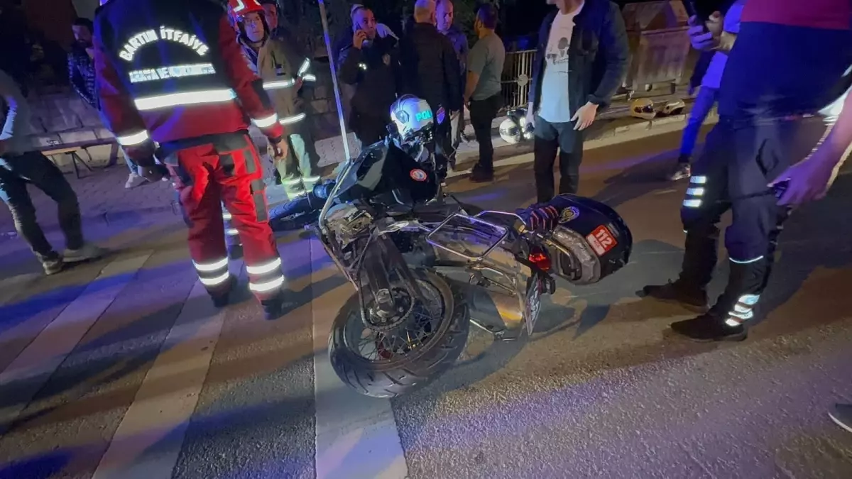 Bartın'da Köpek Saldırısı, Motosikletli Polis Ekibine Kaza Yaptırdı